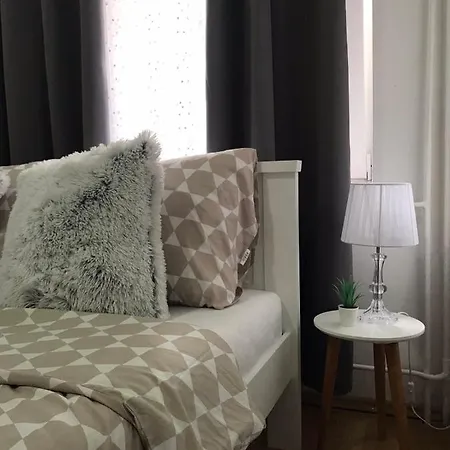 Apartment Pavle I Petra Ii *